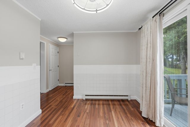 270 Sunderland Rd 45, Worcester, MA 01604