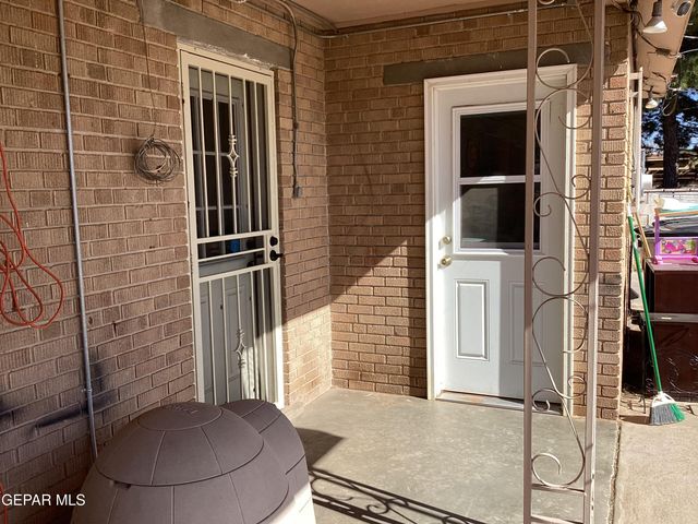 144 S Little Flower Road, El Paso, TX 79915