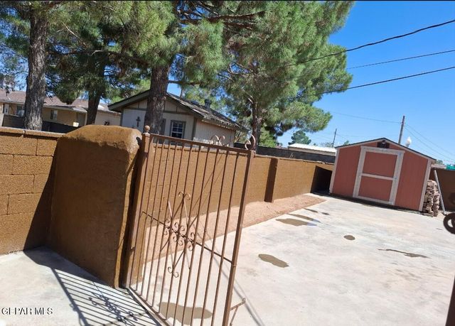 144 S Little Flower Road, El Paso, TX 79915