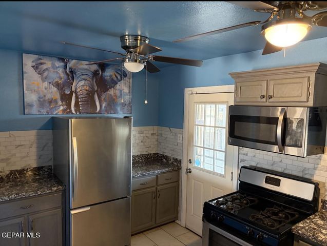 144 S Little Flower Road, El Paso, TX 79915