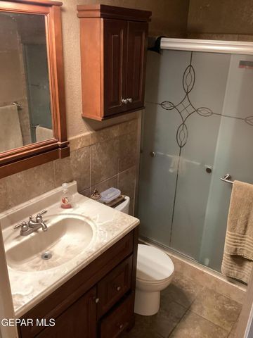 144 S Little Flower Road, El Paso, TX 79915