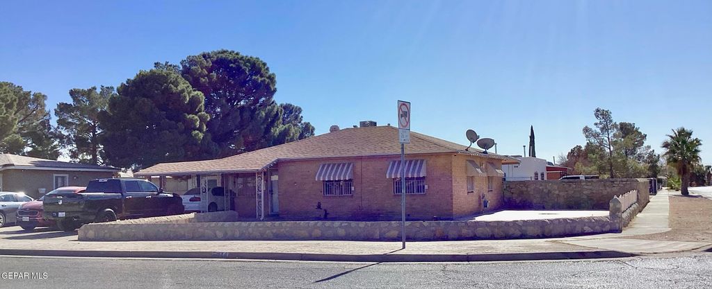 144 S Little Flower Road, El Paso, TX 79915
