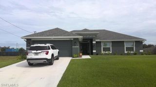 2021 NE 36th TER, Cape Coral, FL 33909