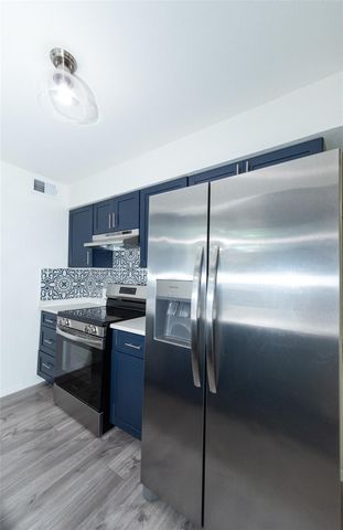 7303 Whispering Creek CIR A & B, Austin, TX 78736