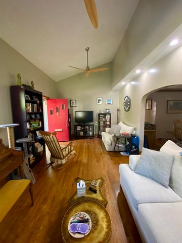 1666 Glenway Lane, Huntington, WV 25701