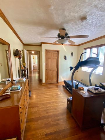 1666 Glenway Lane, Huntington, WV 25701