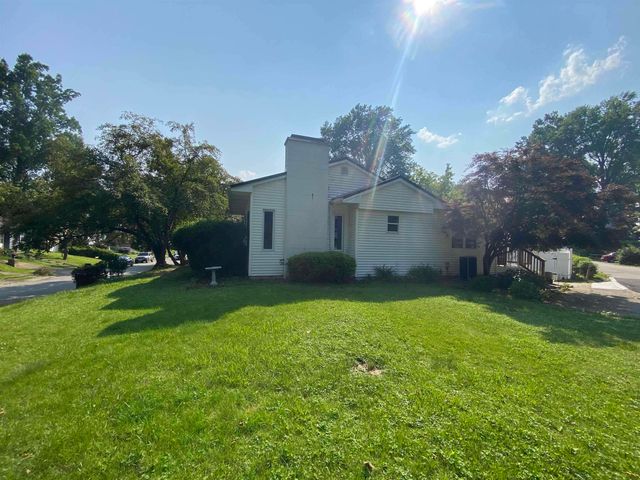 1666 Glenway Lane, Huntington, WV 25701