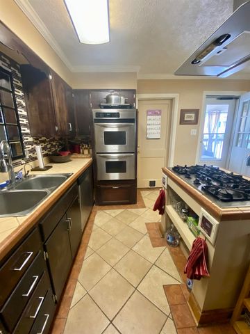 1666 Glenway Lane, Huntington, WV 25701