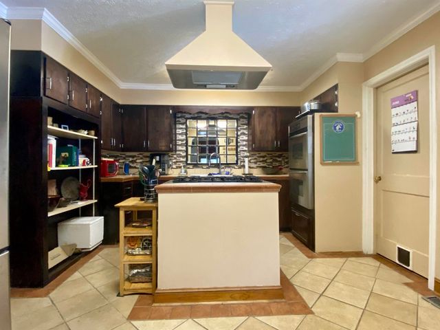 1666 Glenway Lane, Huntington, WV 25701