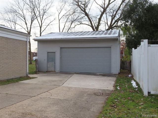 48118 Forbes Street, Chesterfield, MI 48047