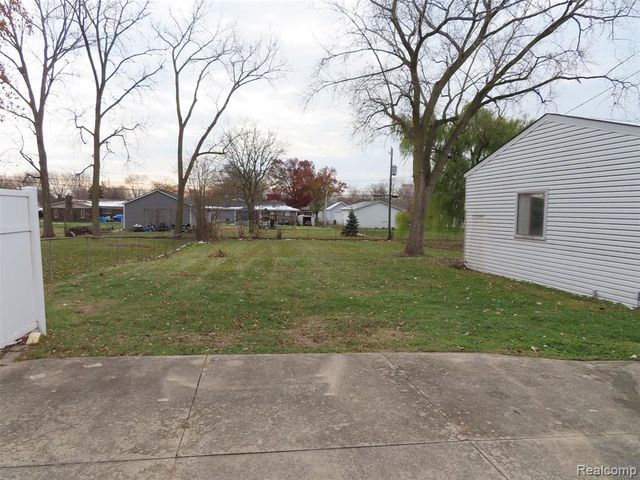 48118 Forbes Street, Chesterfield, MI 48047