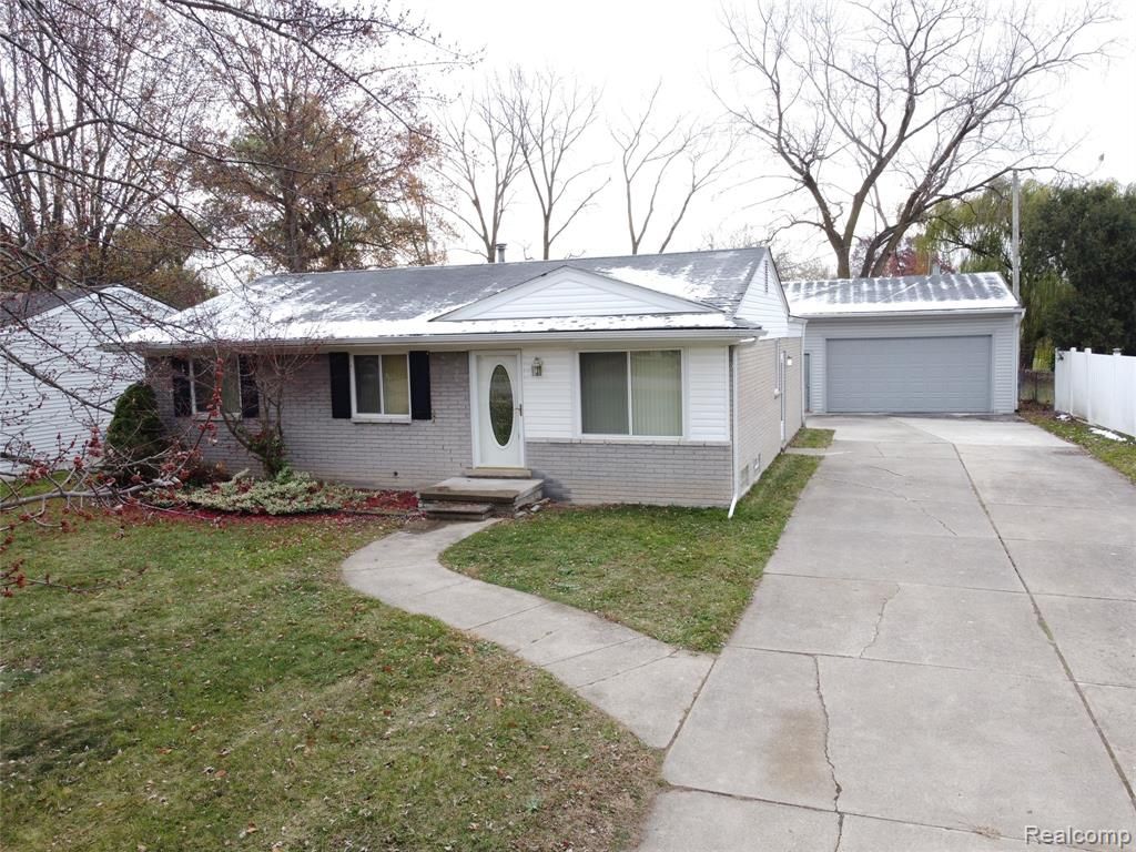 48118 Forbes Street, Chesterfield, MI 48047