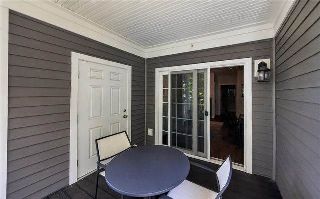 2 Longwood Lane 204, Hanover, MA 02339