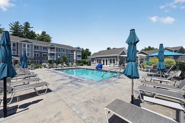 2 Longwood Lane 204, Hanover, MA 02339