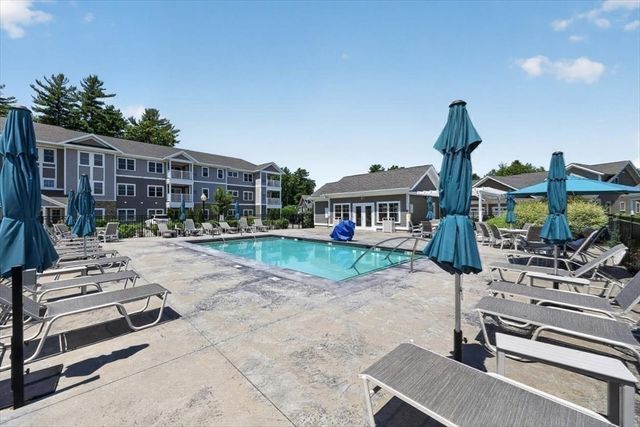 2 Longwood Lane 204, Hanover, MA 02339