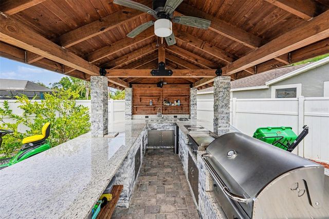 12601 WOOD IBIS WAY, Tampa, FL 33624