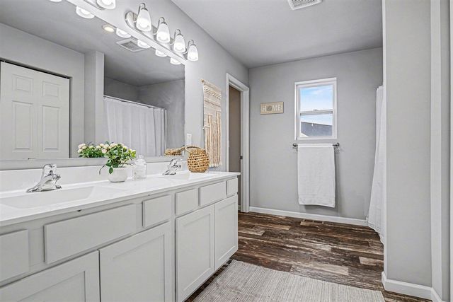 6106 Longhorn Trail, Stevensville, MI 49127