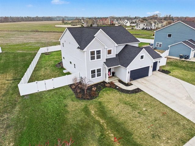 6106 Longhorn Trail, Stevensville, MI 49127