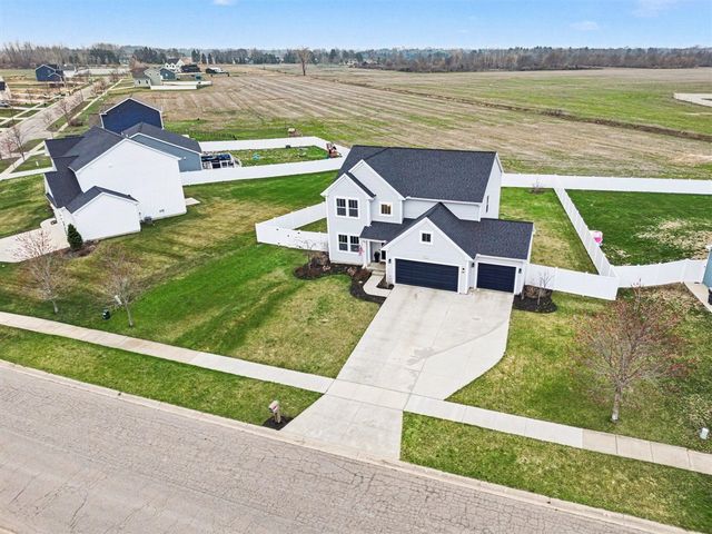 6106 Longhorn Trail, Stevensville, MI 49127