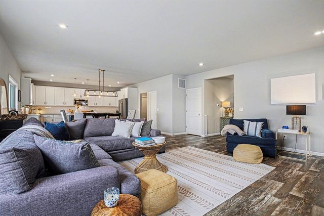 6106 Longhorn Trail, Stevensville, MI 49127