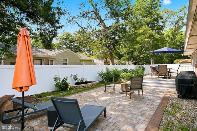 2215 LONGWOOD DR, Forked River, NJ 08731