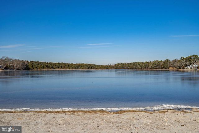2215 LONGWOOD DR, Forked River, NJ 08731