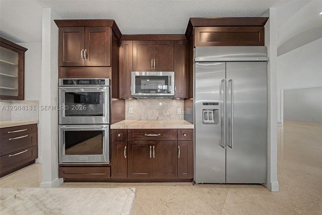 11406 Canyon Maple Blvd, Davie, FL 33330