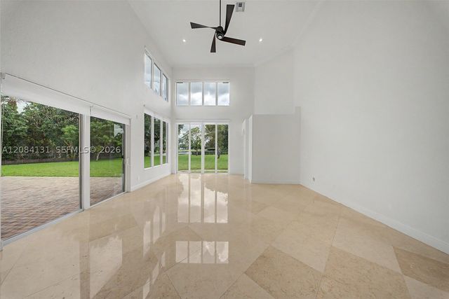 11406 Canyon Maple Blvd, Davie, FL 33330