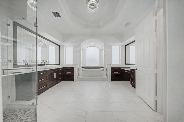11406 Canyon Maple Blvd, Davie, FL 33330