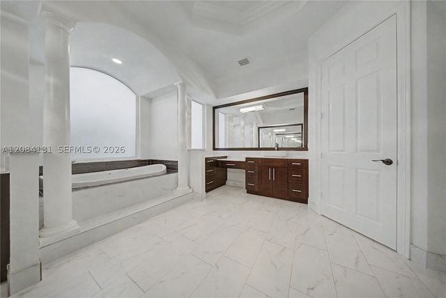 11406 Canyon Maple Blvd, Davie, FL 33330