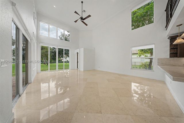 11406 Canyon Maple Blvd, Davie, FL 33330