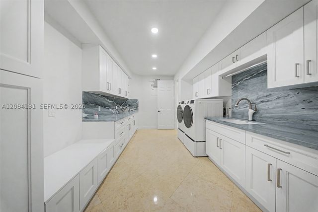 11406 Canyon Maple Blvd, Davie, FL 33330