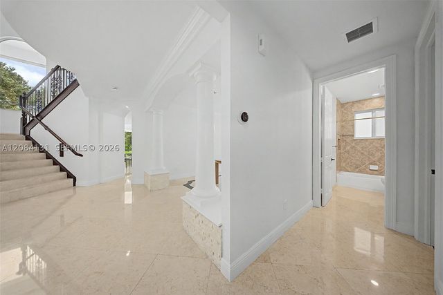 11406 Canyon Maple Blvd, Davie, FL 33330