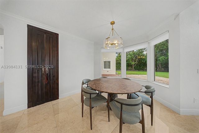 11406 Canyon Maple Blvd, Davie, FL 33330