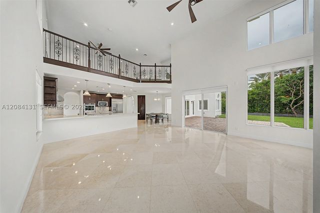 11406 Canyon Maple Blvd, Davie, FL 33330