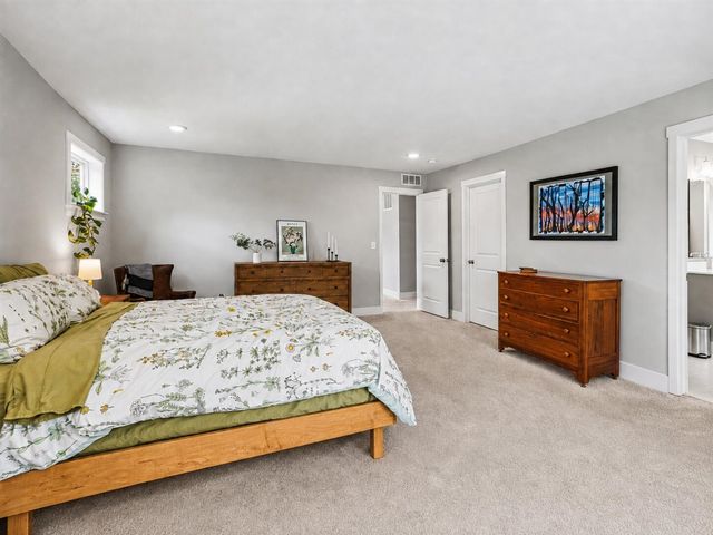 5927 Boxthorn Trail, Kalamazoo, MI 49009
