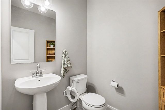 5927 Boxthorn Trail, Kalamazoo, MI 49009