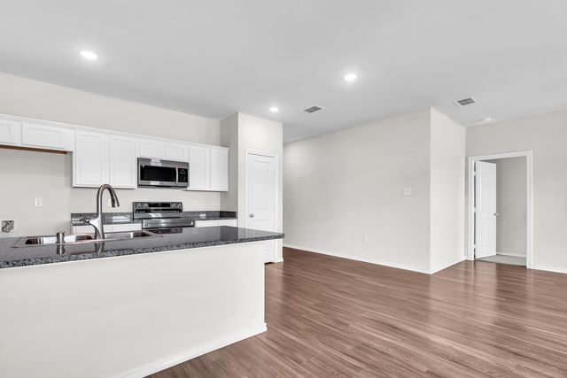 1124 Mission Creek, Longview, TX 75601