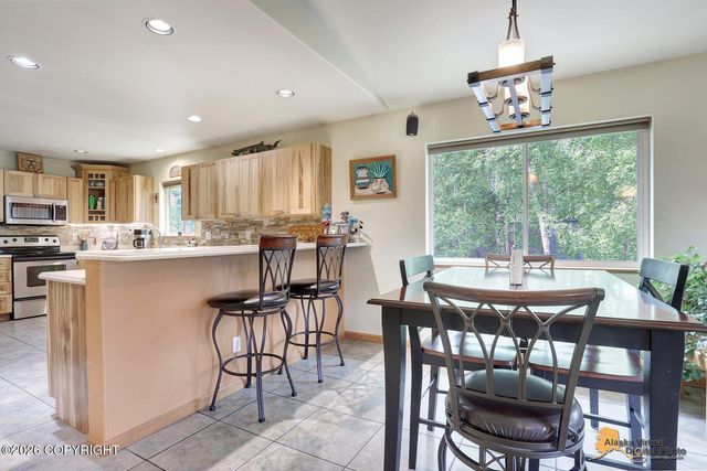 7063 N Champion Road, Wasilla, AK 99654