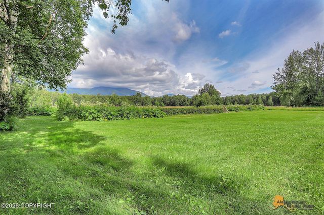 7063 N Champion Road, Wasilla, AK 99654