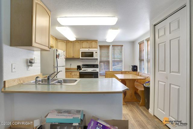 7063 N Champion Road, Wasilla, AK 99654