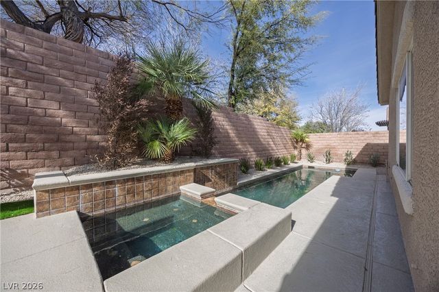 10982 Village Ridge Lane, Las Vegas, NV 89135