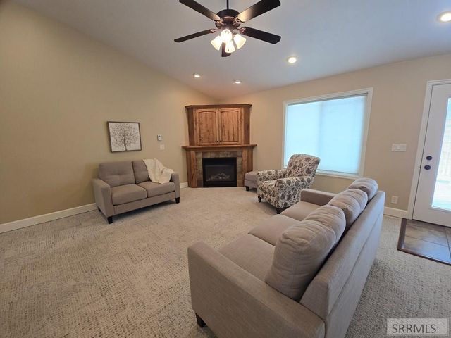 471 Woodbridge Street, Rexburg, ID 83440