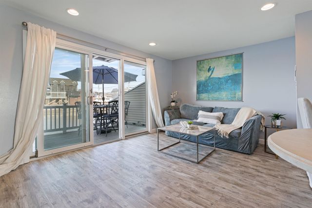 571 Winnacunnet Rd Unit 3, Hampton, NH 03842