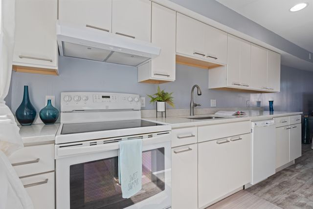 571 Winnacunnet Rd Unit 3, Hampton, NH 03842