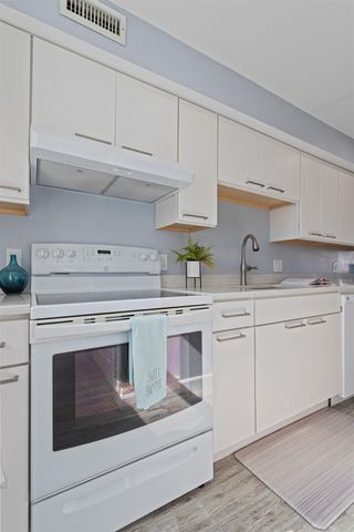 571 Winnacunnet Rd Unit 3, Hampton, NH 03842