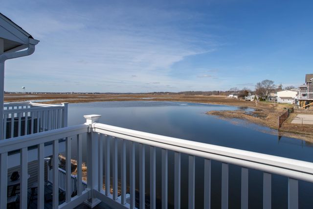 571 Winnacunnet Rd Unit 3, Hampton, NH 03842