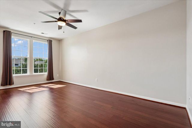 7481 BRUNSON CIR, Gainesville, VA 20155