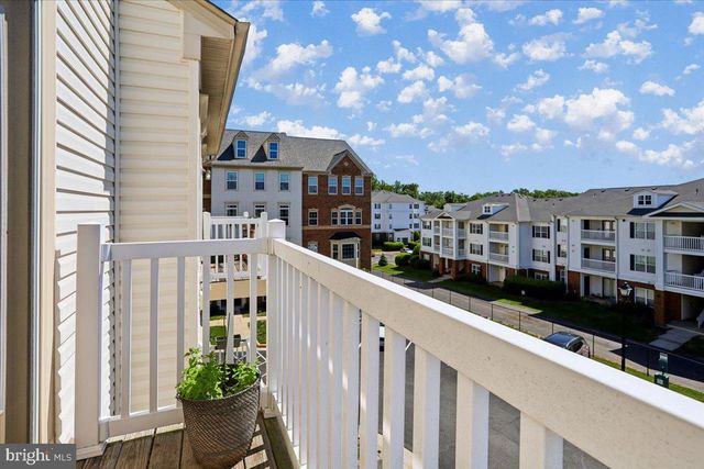 7481 BRUNSON CIR, Gainesville, VA 20155
