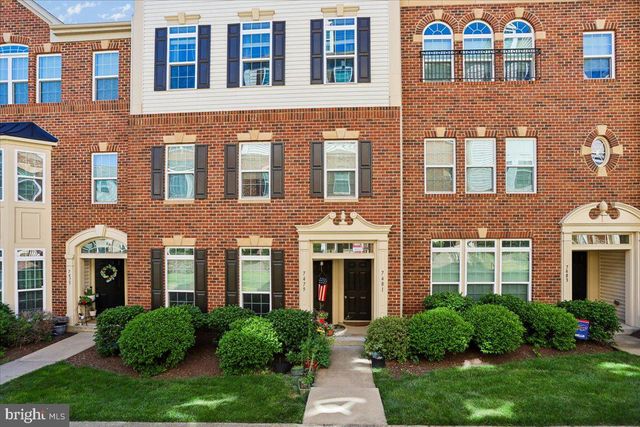 7481 BRUNSON CIR, Gainesville, VA 20155